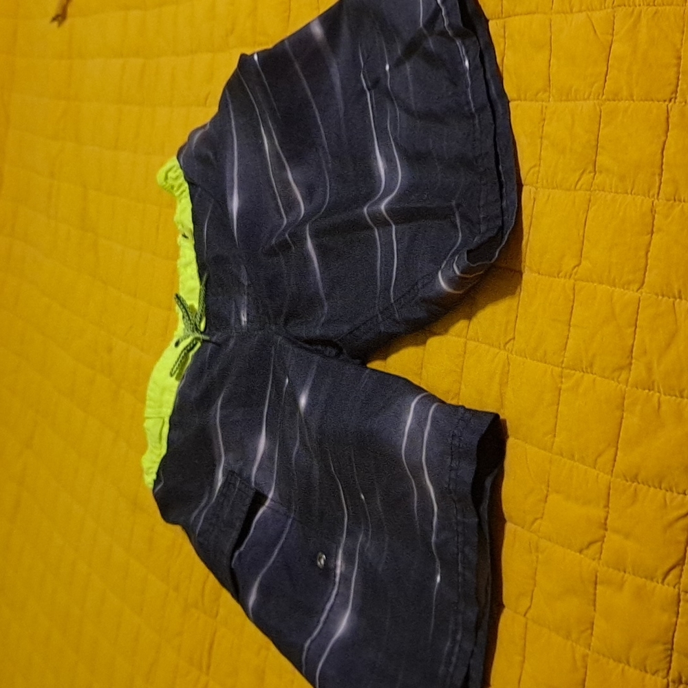 Swim trunk